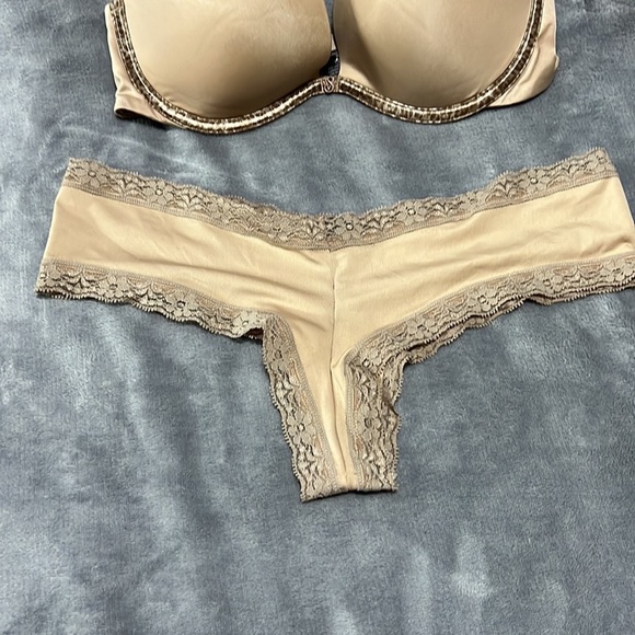 Vintage Sexy Little Things Victorias Secret Nude Bra and Pantie Set - Picture 2 of 10